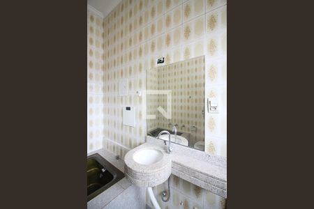 Casa à venda com 180m², 4 quartos e 2 vagasBanheiro do Quarto 1 - Suíte