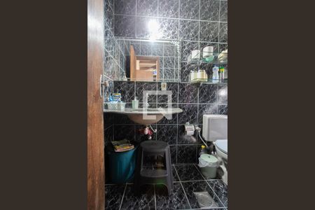 Casa à venda com 270m², 4 quartos e 4 vagas Casa à venda com 270m², 4 quartos e 4 vagasBanheiro da Suíte