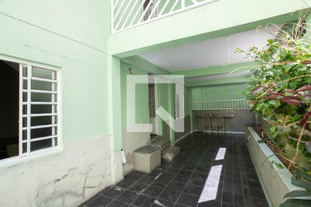 Casa à venda com 270m², 4 quartos e 4 vagas Casa à venda com 270m², 4 quartos e 4 vagasVaranda Sala 2