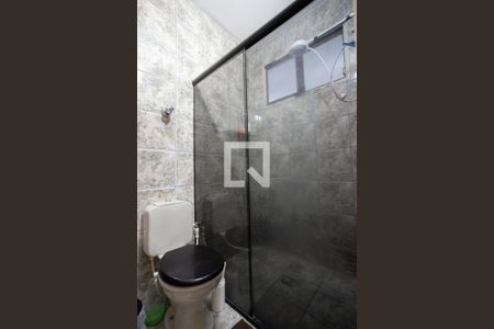 Casa à venda com 270m², 4 quartos e 4 vagas Casa à venda com 270m², 4 quartos e 4 vagasBanheiro Social