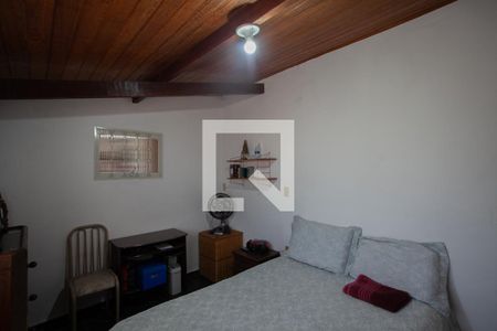 Casa à venda com 270m², 4 quartos e 4 vagas Casa à venda com 270m², 4 quartos e 4 vagasQuarto 1