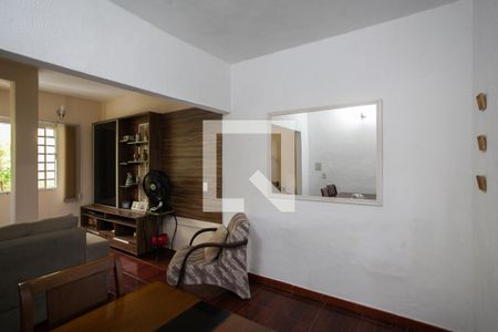 Casa à venda com 270m², 4 quartos e 4 vagas Casa à venda com 270m², 4 quartos e 4 vagasSala de Jantar