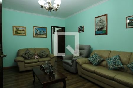 Sala de casa para alugar com 3 quartos, 242m² em Vila Eldizia, Santo André