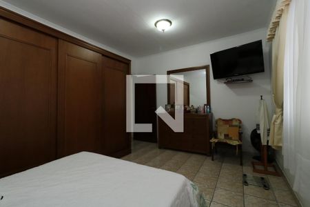 Casa à venda com 242m², 3 quartos e 3 vagasSuite