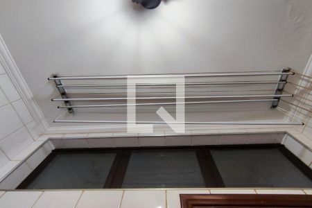 Apartamento para alugar com 130m², 4 quartos e 1 vagaÁrea de Serviço