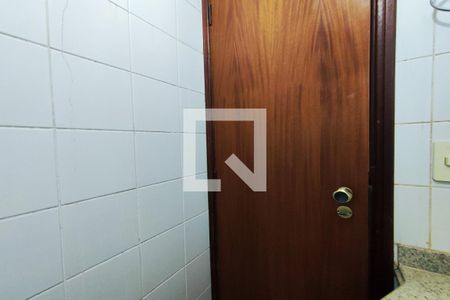 Apartamento para alugar com 130m², 4 quartos e 1 vagaLavabo 