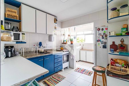 Apartamento à venda com 74m², 3 quartos e 1 vaga Apartamento à venda com 74m², 3 quartos e 1 vagaCozinha