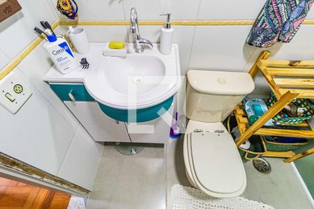 Apartamento à venda com 74m², 3 quartos e 1 vaga Apartamento à venda com 74m², 3 quartos e 1 vagaBanheiro