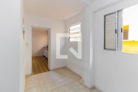 Quarto 2 de casa para alugar com 2 quartos, 95m² em Vila Tolstoi, São Paulo