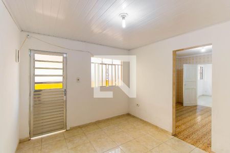 Sala de casa para alugar com 2 quartos, 95m² em Vila Tolstoi, São Paulo