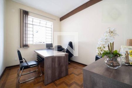 Casa à venda com 3 quartos, 103m² em Funcionários, Belo Horizonte