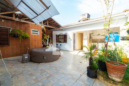 Casa à venda com 150m², 3 quartos e 3 vagasQuintal