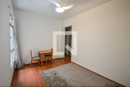 Apartamento para alugar com 2 quartos, 63m² em Grajau, Rio de Janeiro