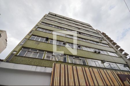 Fachada de apartamento para alugar com 2 quartos, 63m² em Grajau, Rio de Janeiro
