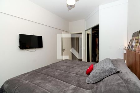 Apartamento à venda com 74m², 2 quartos e 1 vagaQuarto 2
