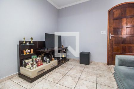 Sala de TV de casa à venda com 3 quartos, 111m² em Vila São Jorge, Barueri