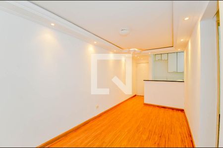 Sala de apartamento para alugar com 2 quartos, 45m² em Água Chata, Guarulhos