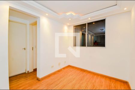 Sala de apartamento para alugar com 2 quartos, 45m² em Água Chata, Guarulhos