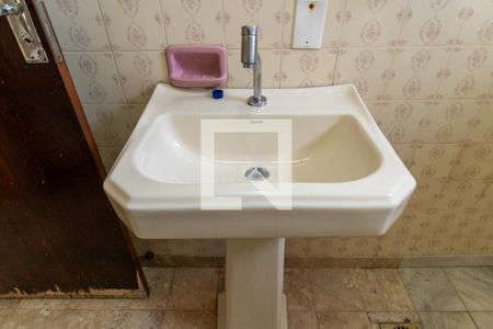 Casa para alugar com 700m², 7 quartos e 1 vaga Casa para alugar com 700m², 7 quartos e 1 vagaDetalhe do banheiro