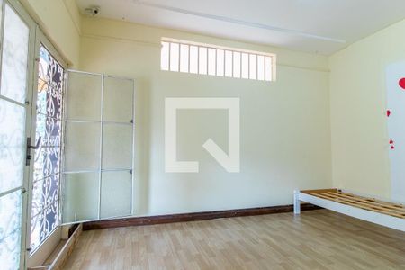 Quarto 1 de casa para alugar com 7 quartos, 700m² em Parolin, Curitiba