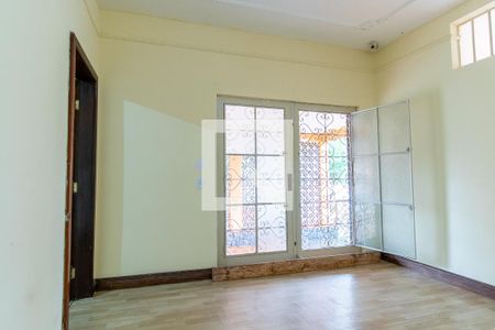 Quarto 1 de casa para alugar com 7 quartos, 700m² em Parolin, Curitiba