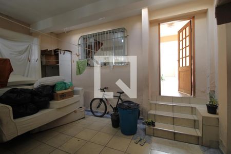 Casa à venda com 115m², 3 quartos e 2 vagasGaragem