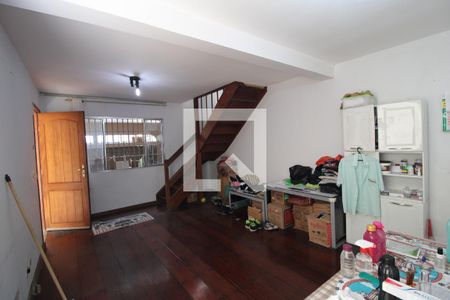 Sala de casa à venda com 3 quartos, 115m² em Vila Anhanguera, São Paulo