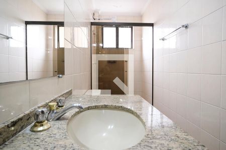 Apartamento para alugar com 110m², 3 quartos e 1 vagaBanheiro da Suíte