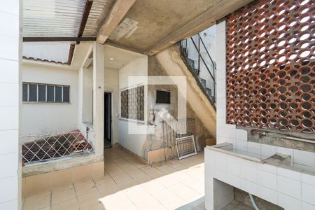 Casa para alugar com 300m², 4 quartos e 5 vagasÁrea de Serviço 1 (2º andar)