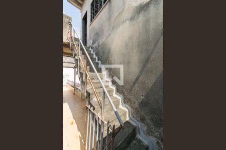 Casa para alugar com 300m², 4 quartos e 5 vagasÁrea de Serviço 1 (2º andar) - Acesso ao terraço