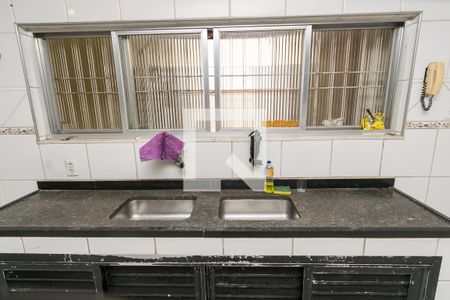 Casa para alugar com 300m², 4 quartos e 5 vagasCozinha