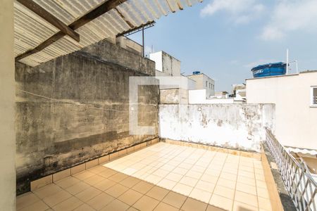 Casa para alugar com 300m², 4 quartos e 5 vagasÁrea de Serviço 1 (2º andar)