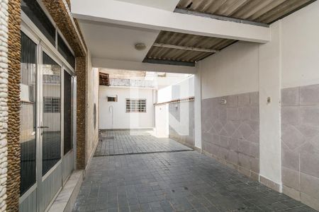 Casa para alugar com 300m², 4 quartos e 5 vagasÁrea Externa