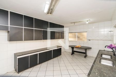 Casa para alugar com 300m², 4 quartos e 5 vagasCozinha