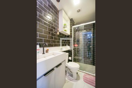 Banheiro social de apartamento à venda com 2 quartos, 33m² em Cidade Mãe do Céu, São Paulo