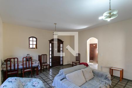 Sala de casa para alugar com 6 quartos, 469m² em Santa Mônica, Belo Horizonte