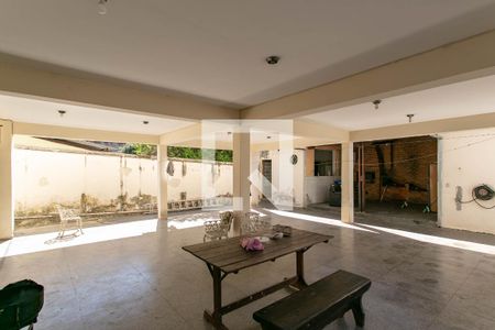 Quintal de casa para alugar com 6 quartos, 469m² em Santa Mônica, Belo Horizonte