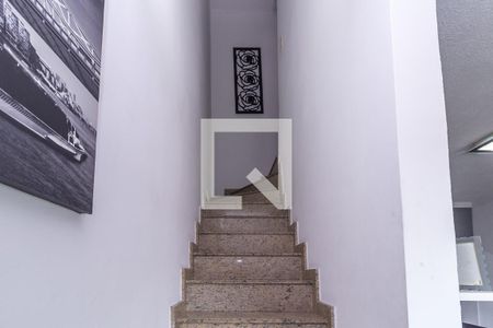 Escada de casa de condomínio à venda com 3 quartos, 128m² em Vila Formosa, São Paulo