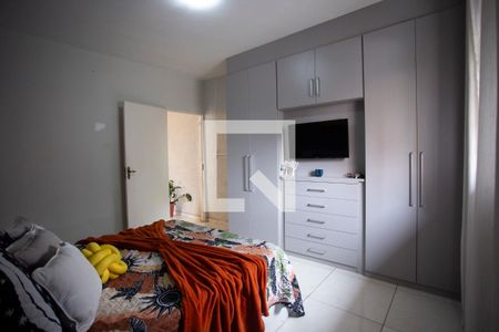 Quarto 1 de casa à venda com 4 quartos, 185m² em Vila das Mercês, São Paulo