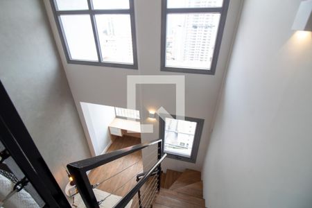 Apartamento para alugar com 29m², 1 quarto e sem vaga Apartamento para alugar com 29m², 1 quarto e sem vagaEscada