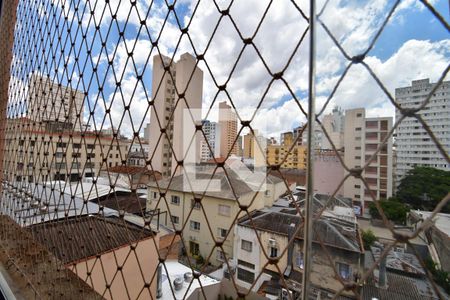 Sala - Vista de apartamento à venda com 2 quartos, 79m² em Centro, Campinas