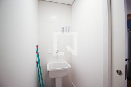 Apartamento à venda com 70m², 2 quartos e 1 vaga Apartamento à venda com 70m², 2 quartos e 1 vagaÁrea de Serviço