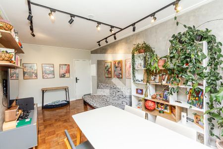 Sala de apartamento à venda com 3 quartos, 90m² em Vila Nova Conceição, São Paulo