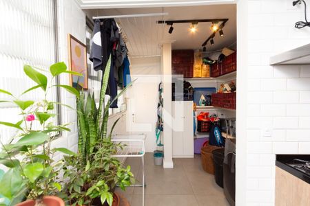 Apartamento à venda com 90m², 3 quartos e 1 vagaÁrea de Serviço