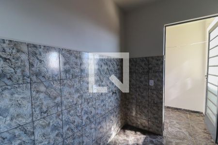 Casa à venda com 129m², 6 quartos e 3 vagasCozinha