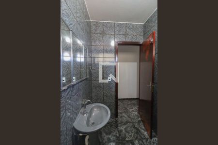 Casa à venda com 129m², 6 quartos e 3 vagasBanheiro