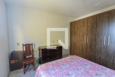 Casa à venda com 129m², 6 quartos e 3 vagasCasa 2