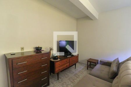 Casa à venda com 129m², 6 quartos e 3 vagasCasa 2