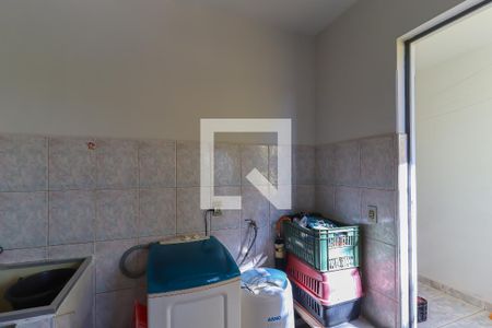 Casa à venda com 129m², 6 quartos e 3 vagasCasa 2