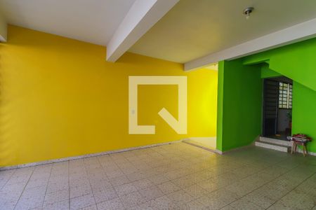 Casa à venda com 129m², 6 quartos e 3 vagasGaragem